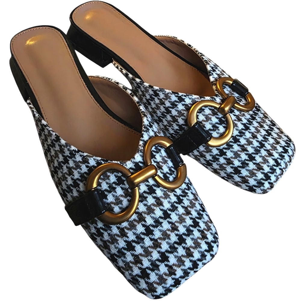 ❤️Stylish Houndstooth Mules with Gold Accent☆